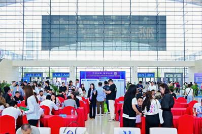 食品加工和包裝機械展覽會、采購商參觀、現場參觀、專業觀眾參觀,青島食品機械展,藍博食品機械展,青島藍博國際會展有限公司,藍博會展